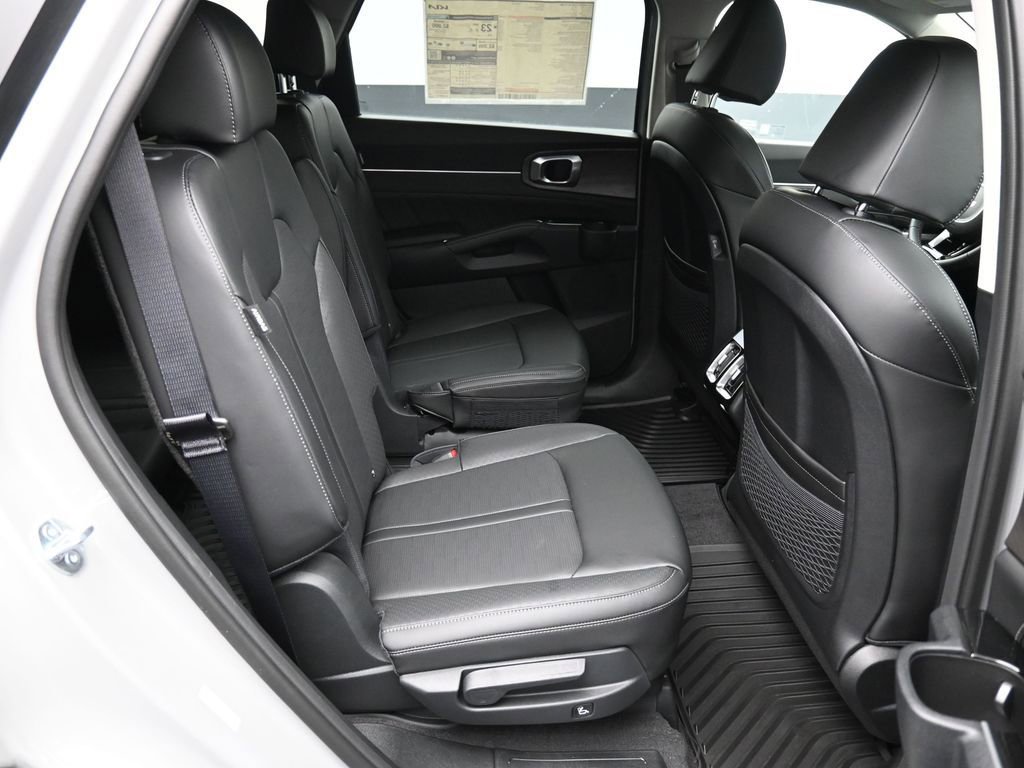 New 2025 Kia Sorento SX image 26