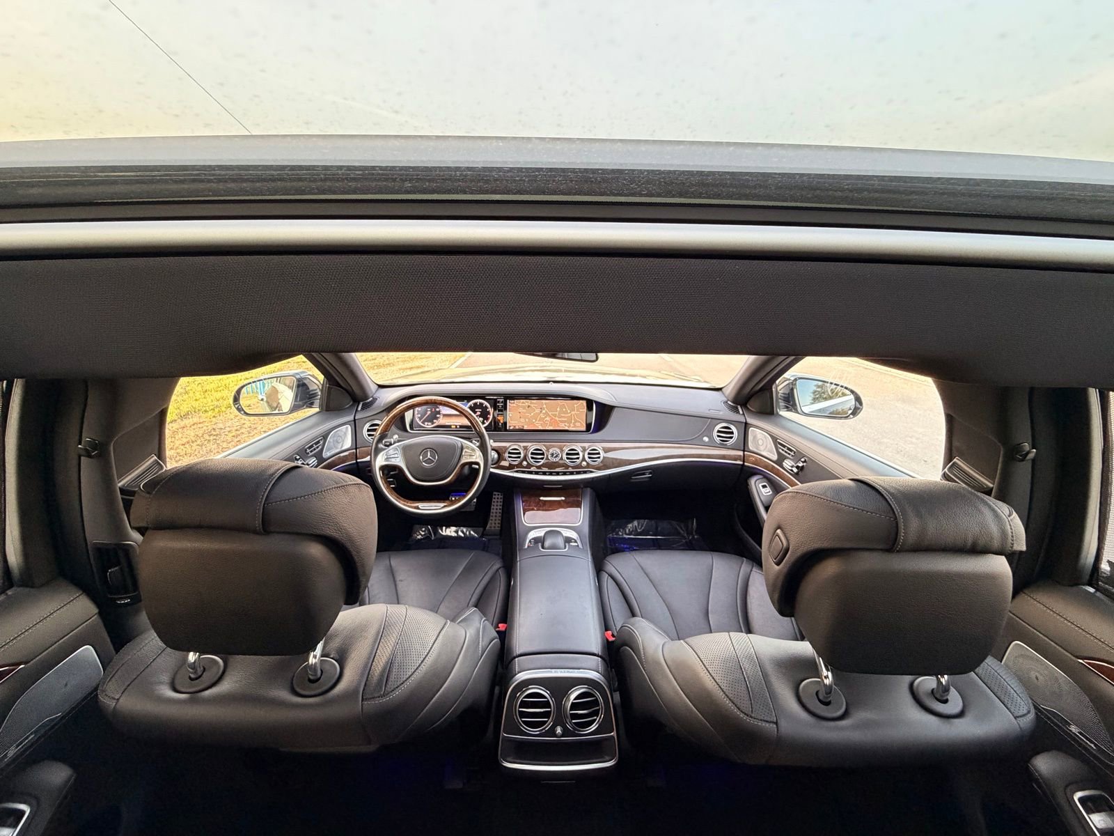 Used 2014 Mercedes-Benz S 550 Sedan w/ Sport Package w/ Sport Package image 37