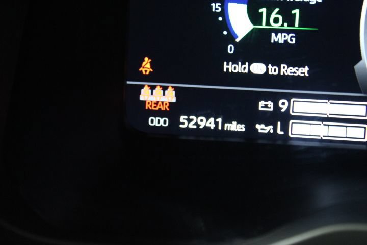 Used 2025 Toyota Tundra Platinum w/ TRD Off-Road Package AWD/4WD image 4