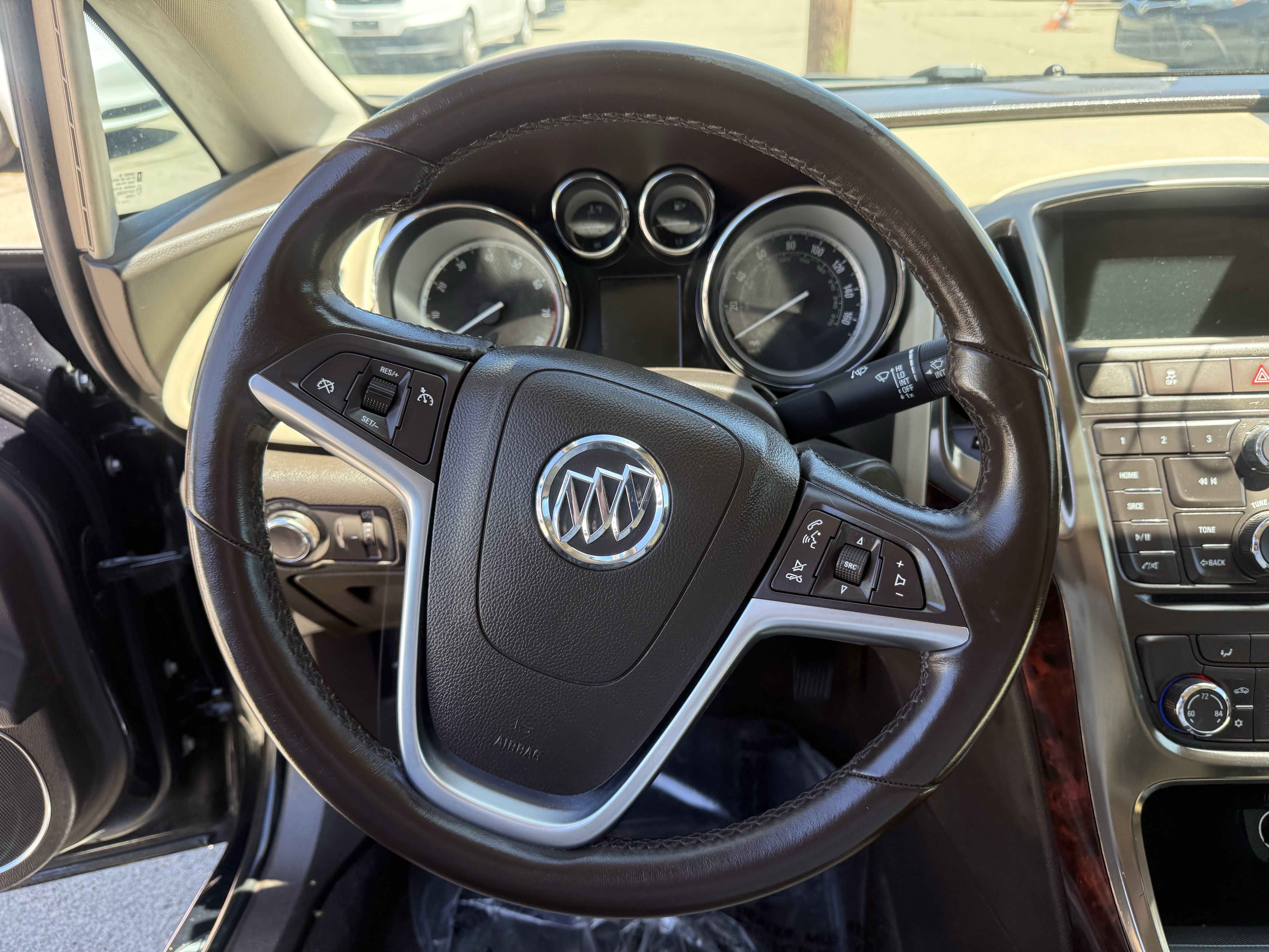 Used 2015 Buick Verano FWD image 13