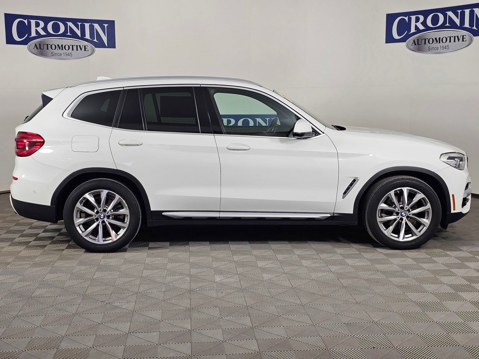 Used 2018 BMW X3 xDrive30i w/ Convenience Package image 6