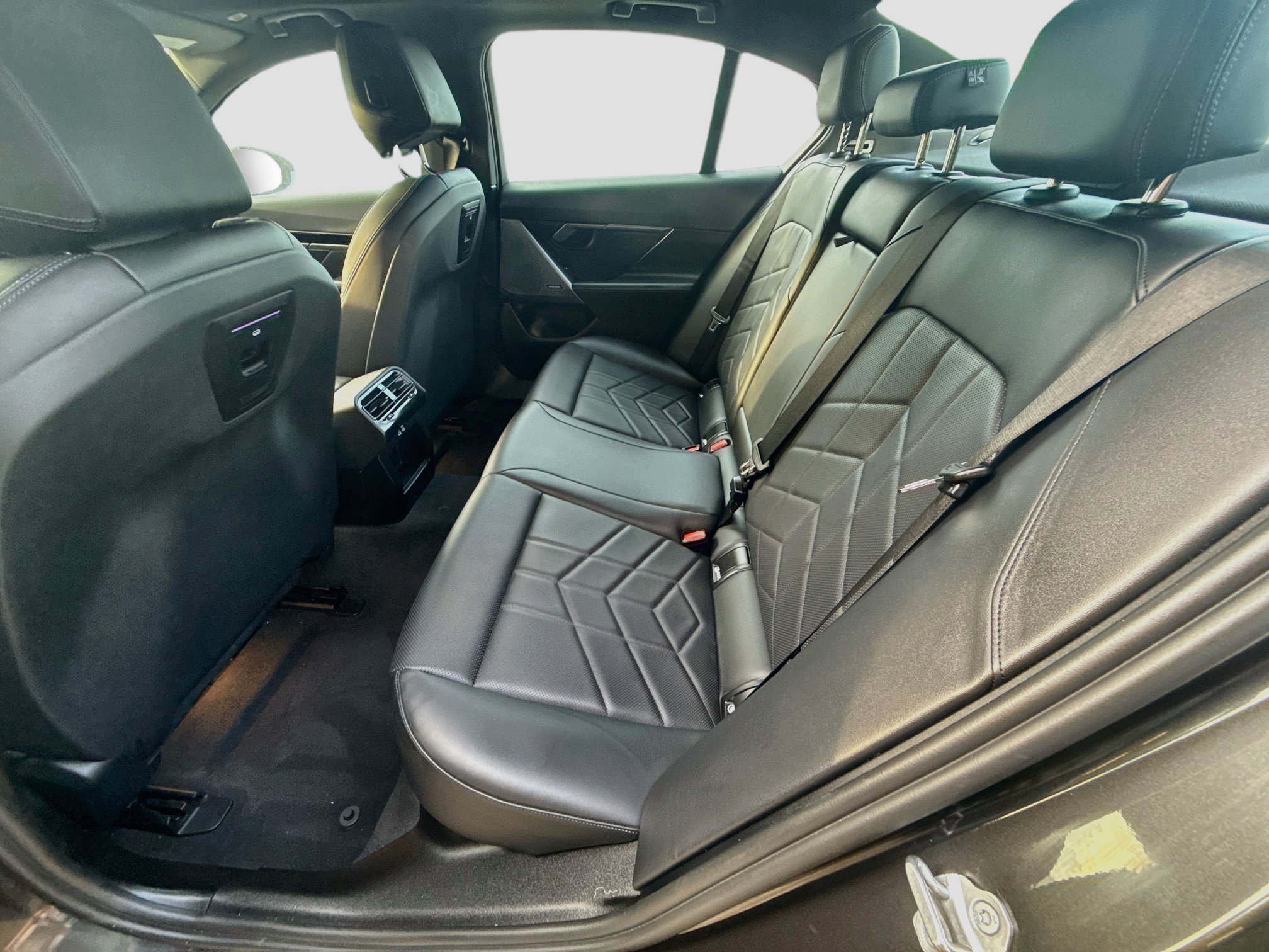 Used 2024 BMW 530i w/ M Sport Package RWD image 22