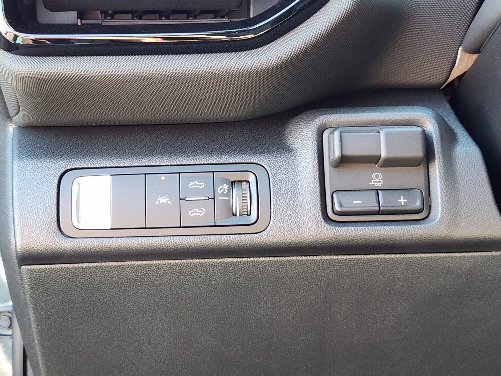 New 2026 Chevrolet Silverado EV Trail Boss w/ Plus Package image 10