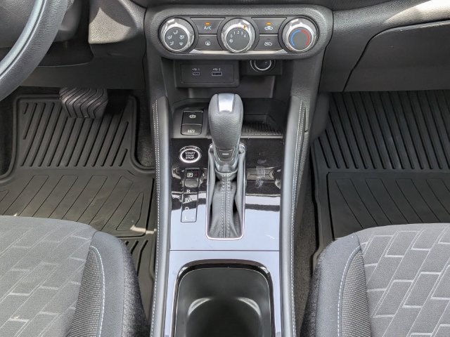 Used 2024 Nissan Kicks SV FWD image 18