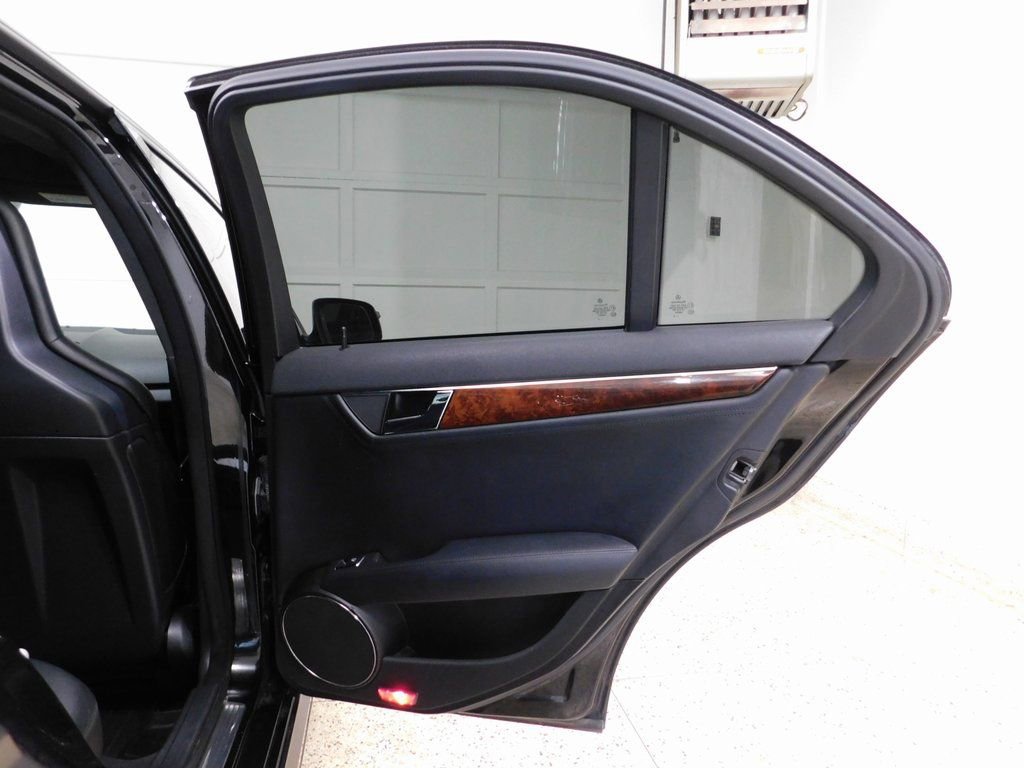 Used 2009 Mercedes-Benz C 63 AMG Sedan image 82