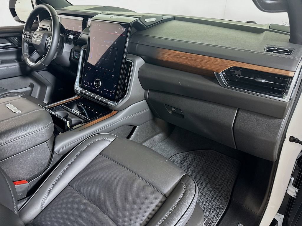 Certified 2025 GMC Yukon Denali image 29