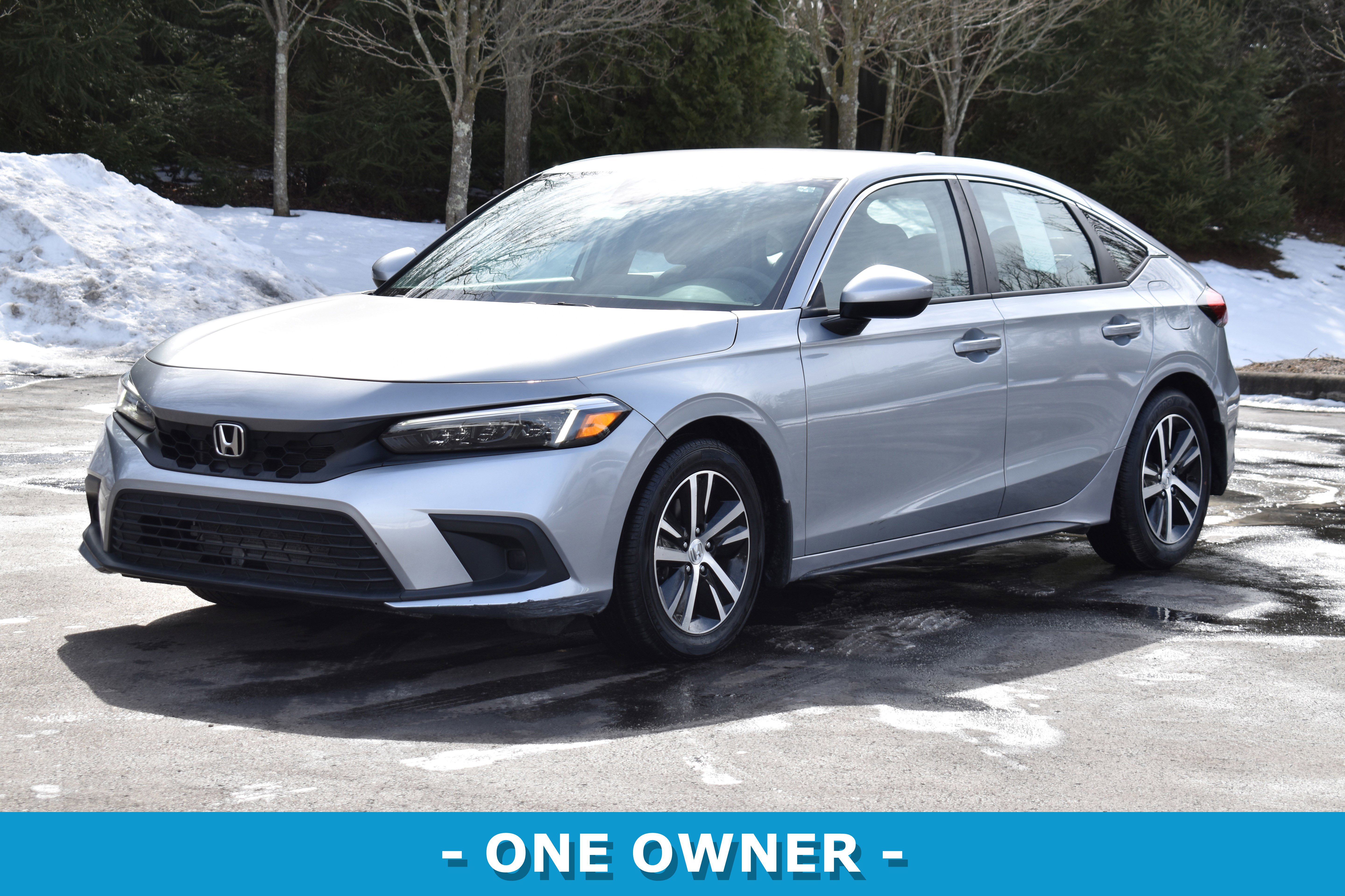 Used 2024 Honda Civic LX image 3