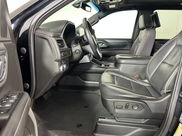 Used 2021 GMC Yukon SLT w/ SLT Premium Package AWD/4WD image 12