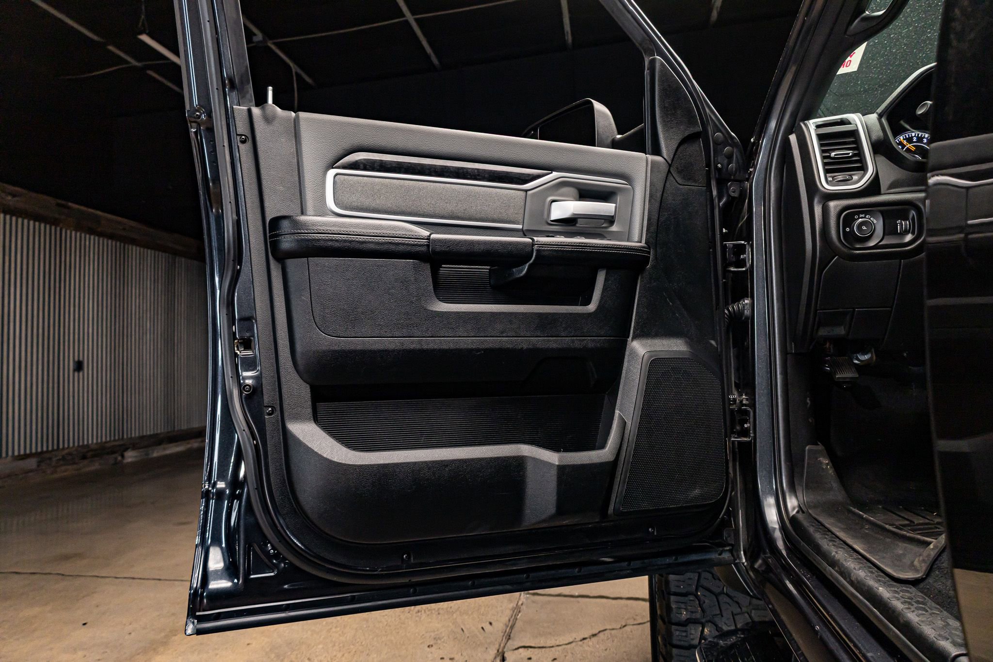 Used 2021 RAM 2500 Lone Star image 27