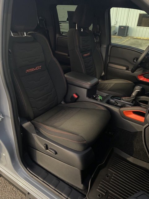 Used 2025 Nissan Frontier PRO-4X w/ Black Accent Package image 27