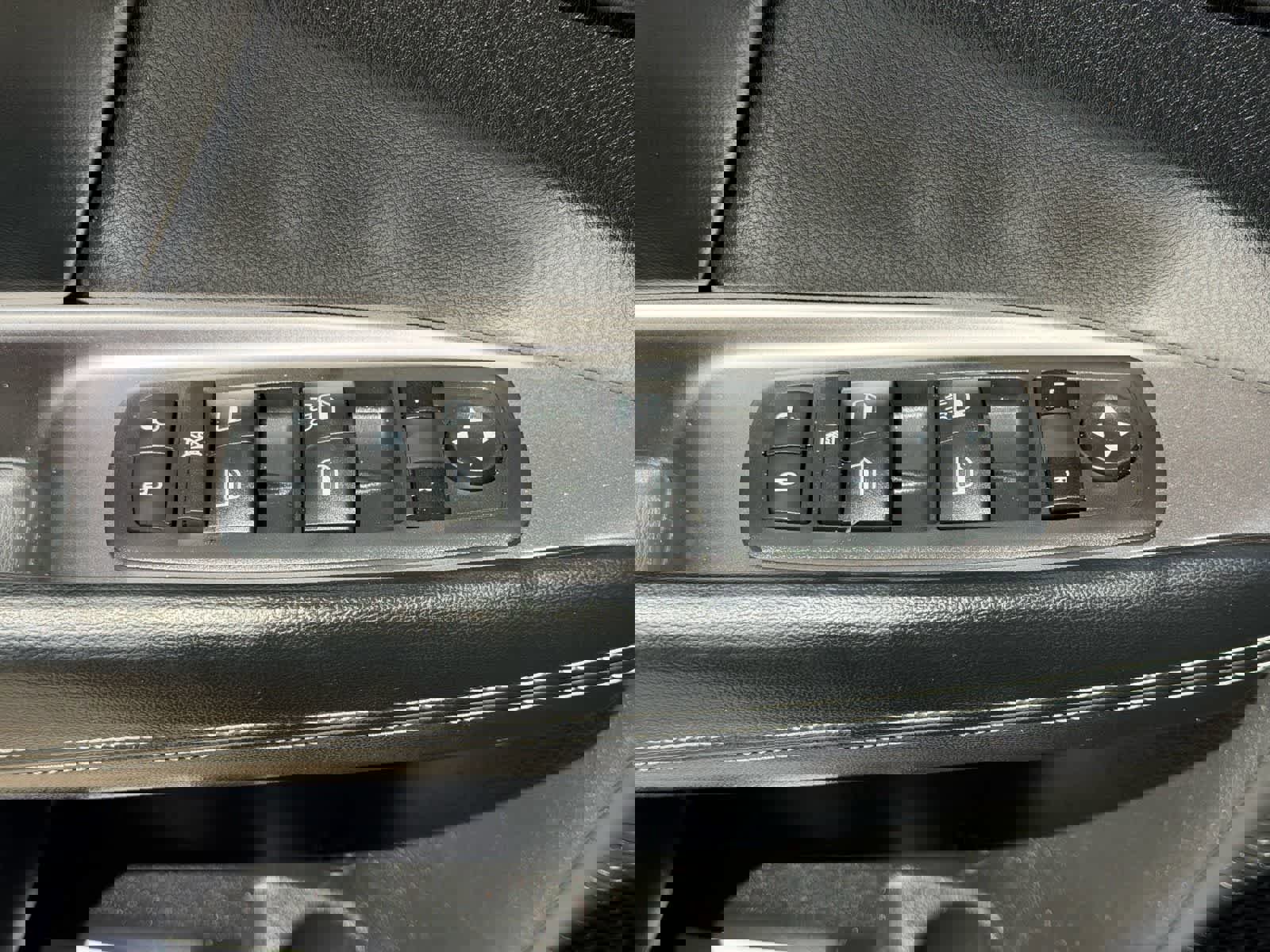 Used 2016 Dodge Journey Crossroad image 13