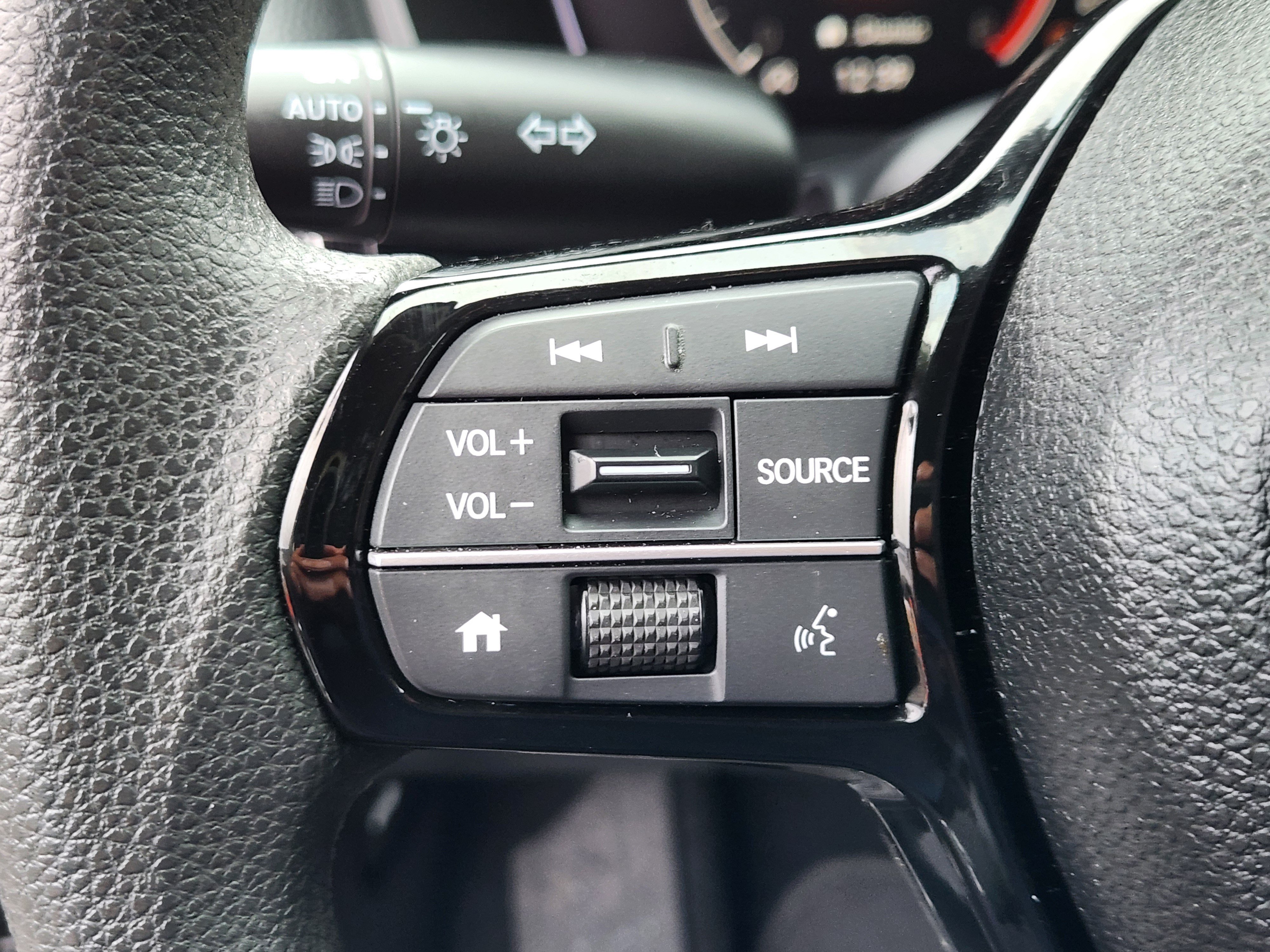 Used 2025 Honda Civic LX image 22