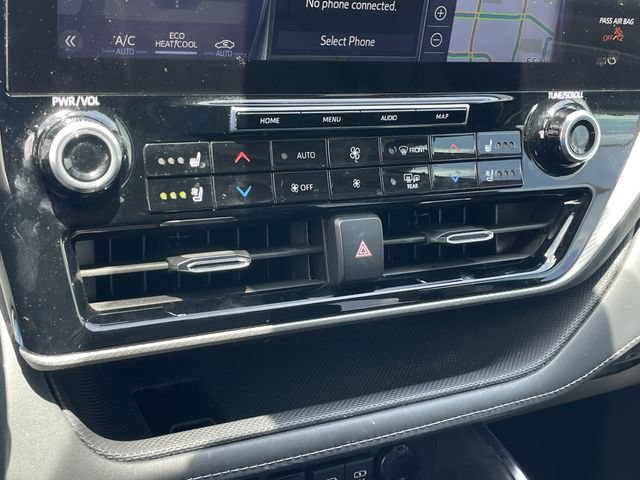 Used 2021 Toyota Highlander Platinum AWD/4WD image 19