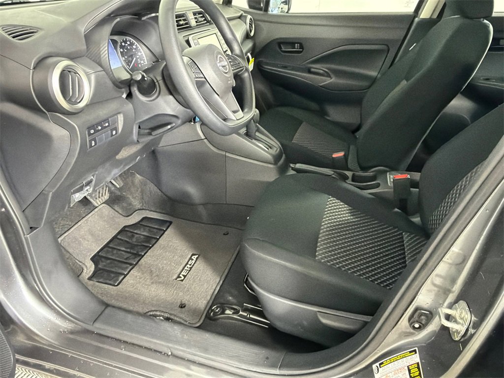 Used 2024 Nissan Versa S w/ S Plus Package image 9