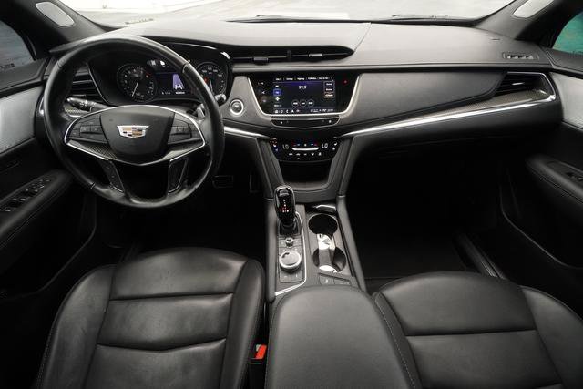 Used 2023 Cadillac XT5 Sportv w/ Technology Package AWD/4WD image 11