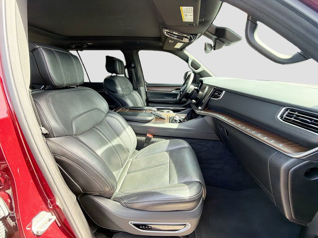 Used 2023 Jeep Grand Wagoneer 4WD image 16