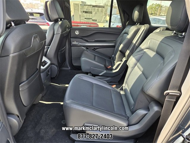 New 2026 Lincoln Navigator L Reserve w/ Jet Appearance Package image 8