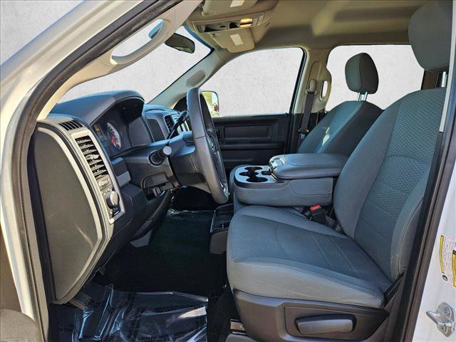 Used 2018 RAM 2500 Tradesman w/ Chrome Appearance Group image 21