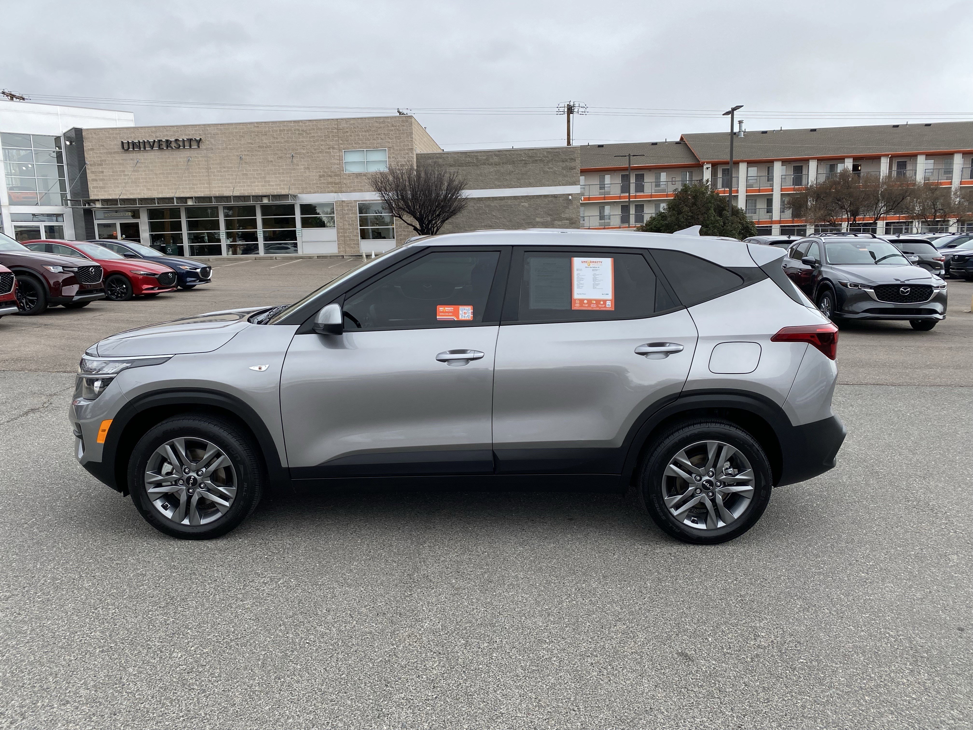 Used 2022 Kia Seltos LX image 45