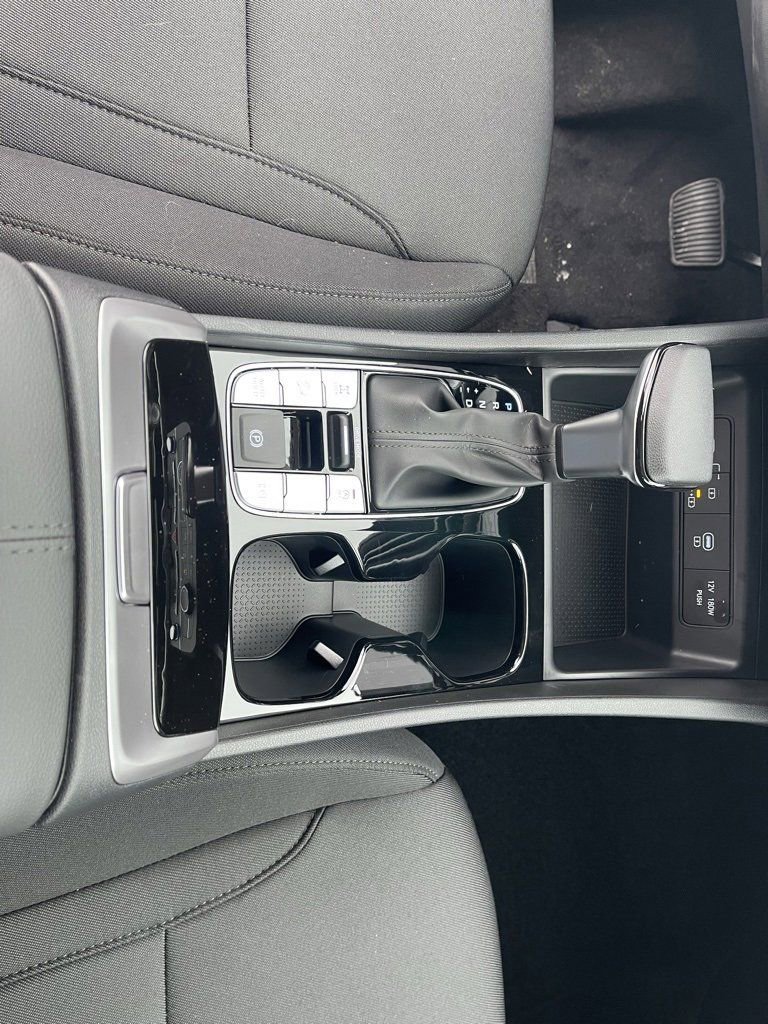 New 2026 Hyundai Tucson SE image 9