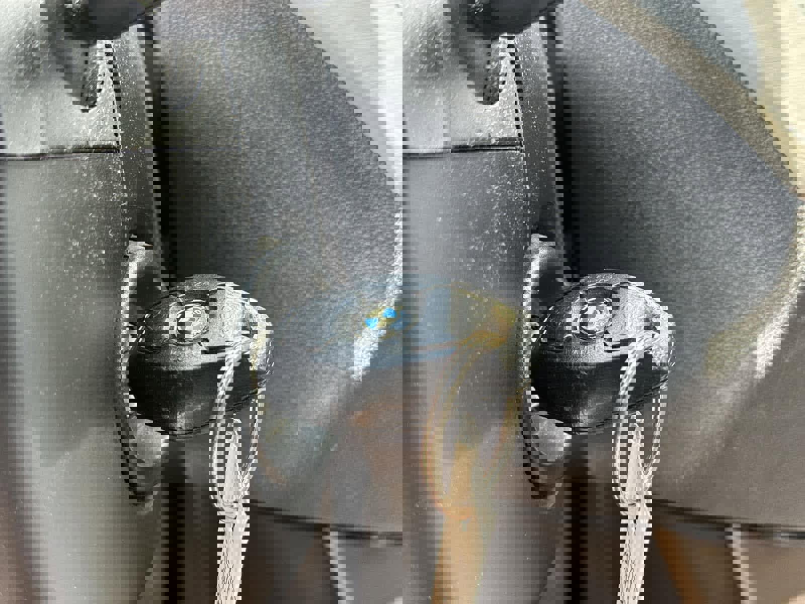 Used 2004 BMW Z4 2.5i image 25