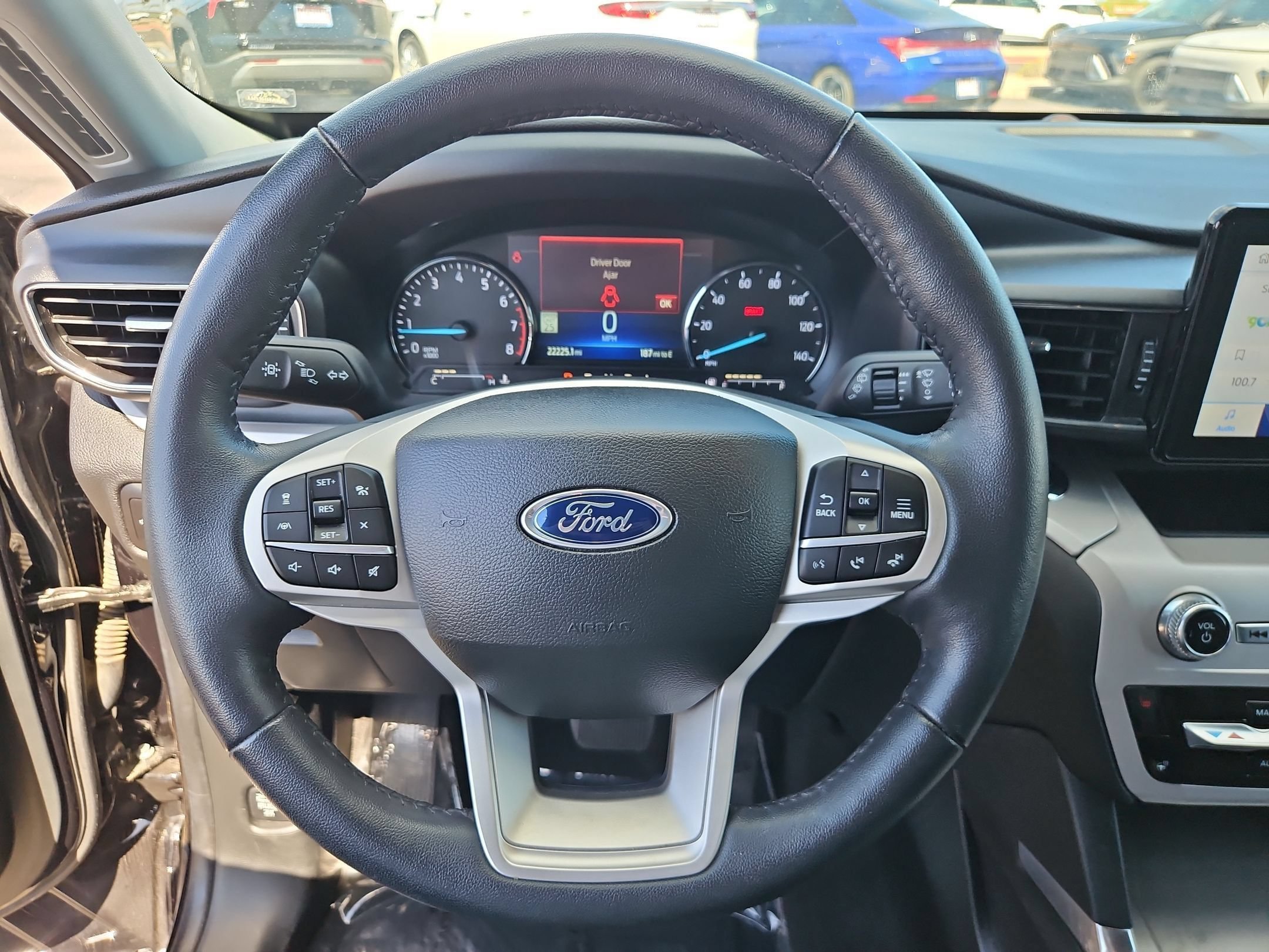 Used 2023 Ford Explorer XLT w/ Equipment Group 202A RWD image 14