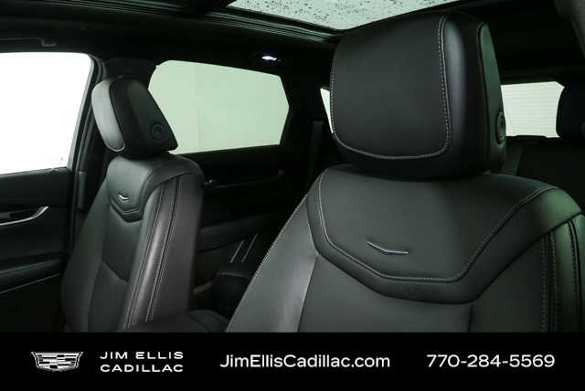Used 2025 Cadillac XT5 Premium Luxury FWD image 5