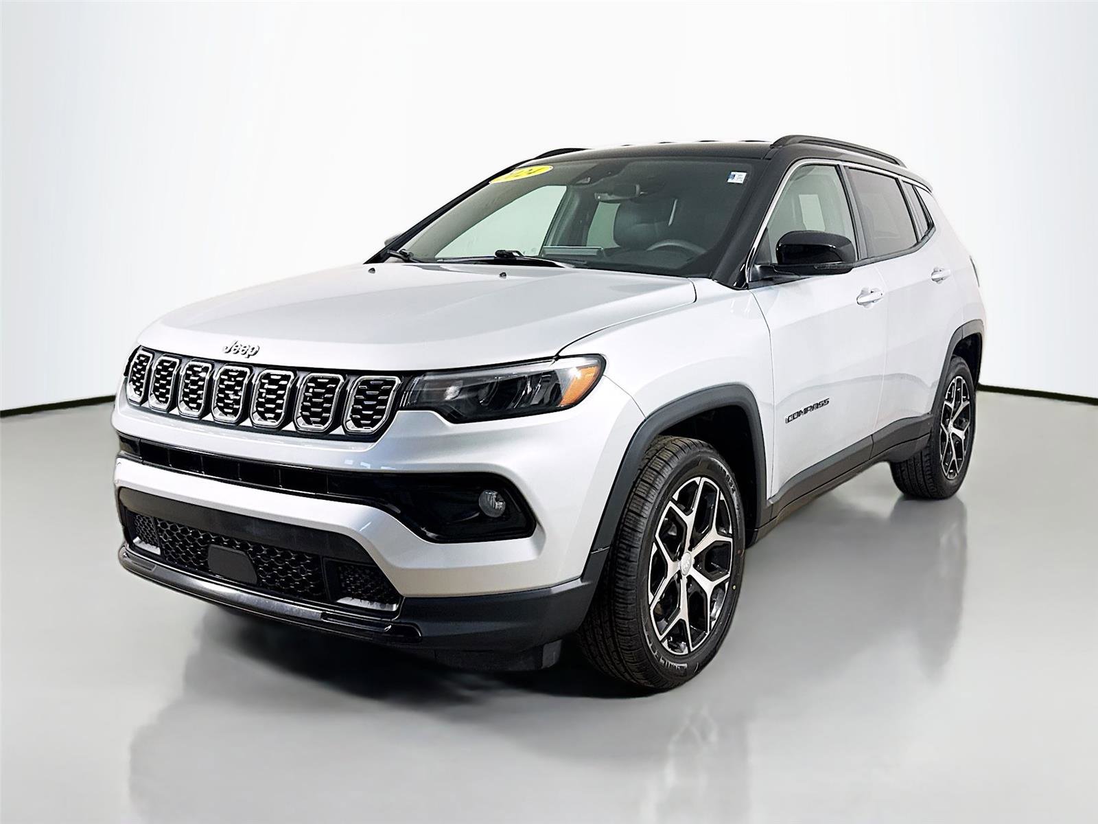 Used 2024 Jeep Compass Limited AWD/4WD image 4