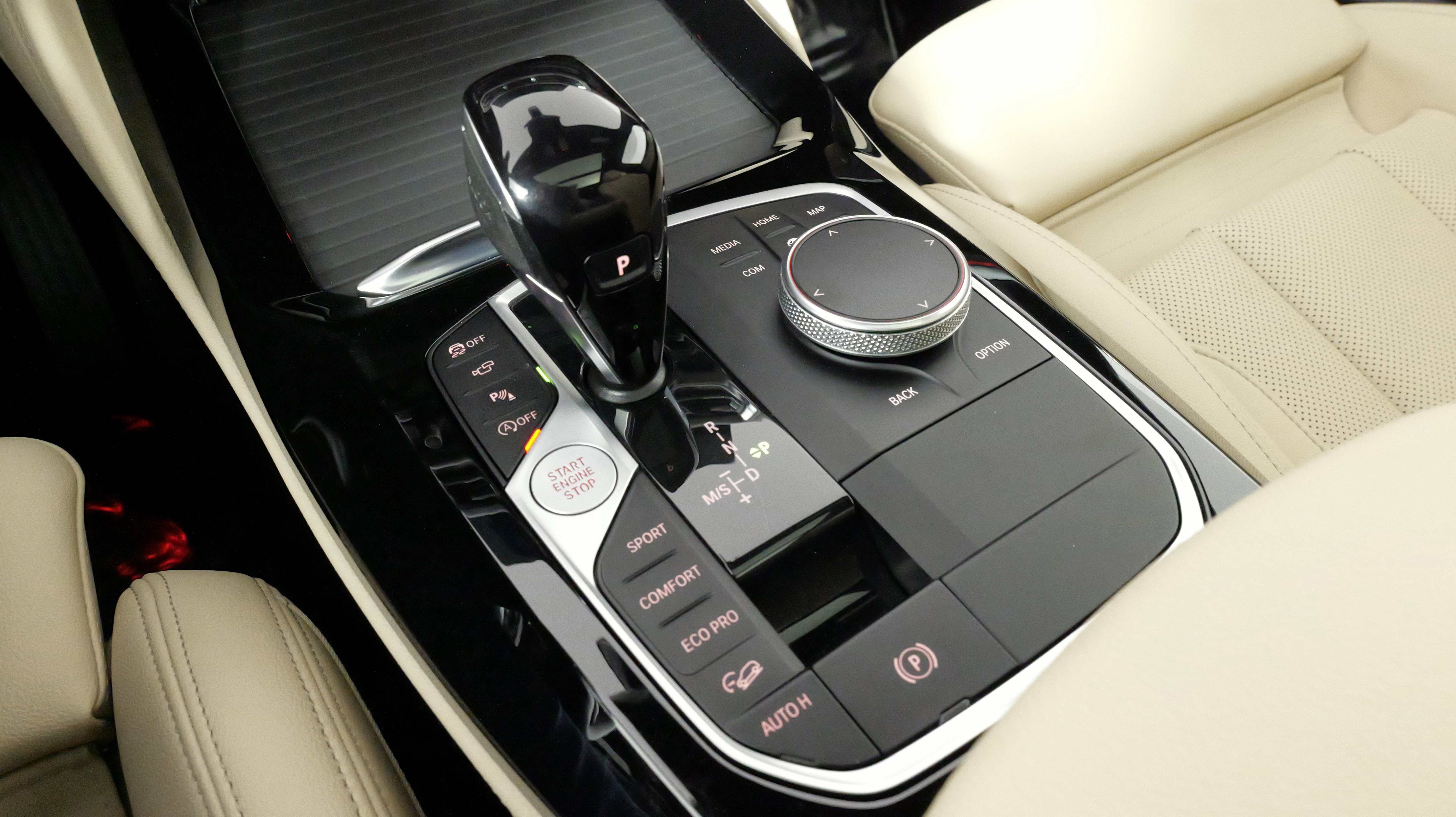 Used 2025 BMW X4 xDrive30i image 59