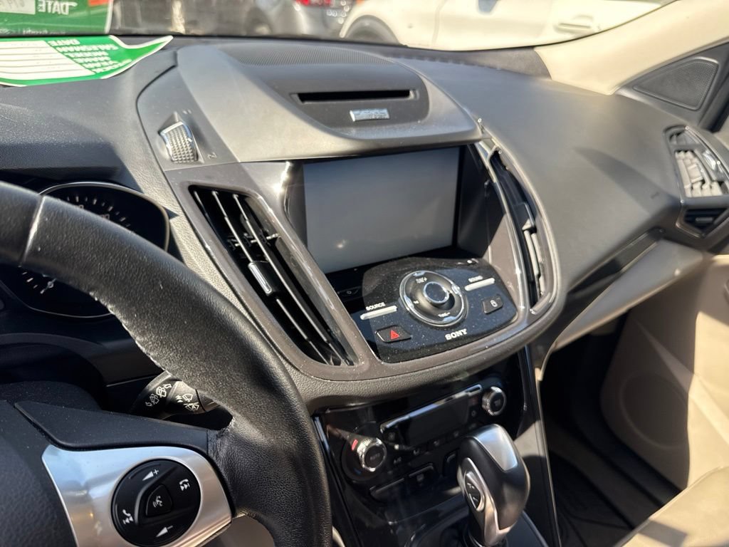 Used 2015 Ford Escape Titanium w/ Equipment Group 301A FWD image 9