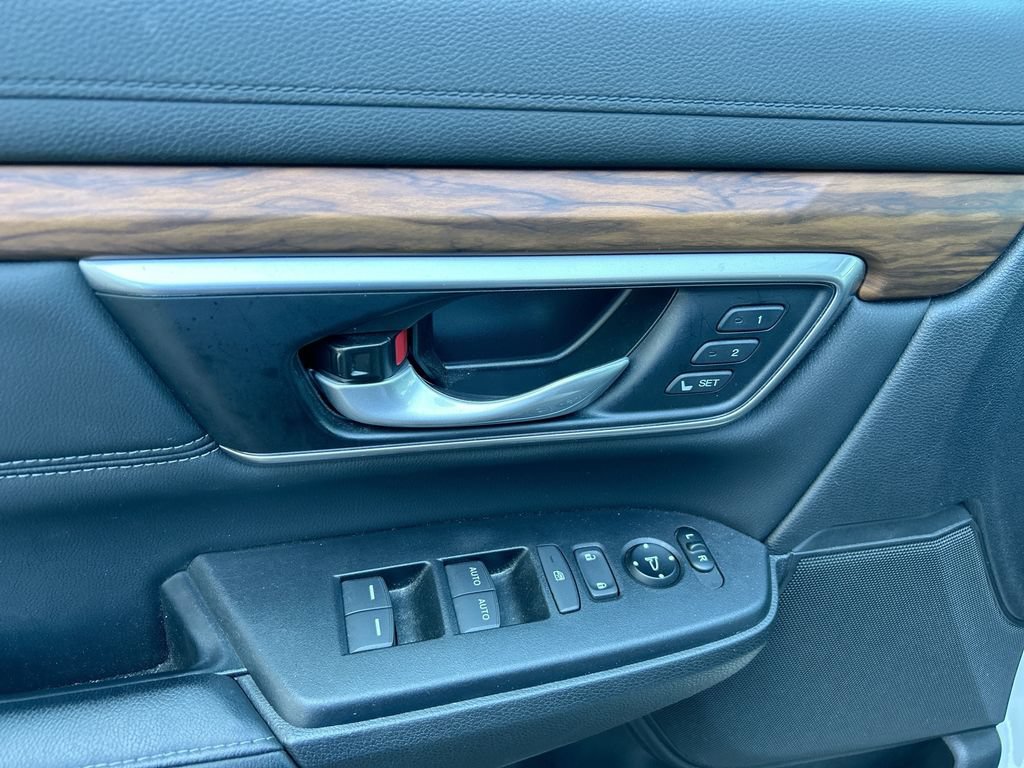 Used 2021 Honda CR-V Touring image 27