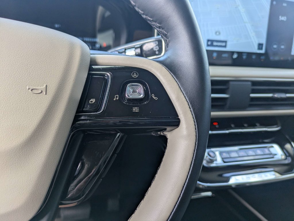 Certified 2025 Lincoln Corsair Grand Touring AWD/4WD image 31