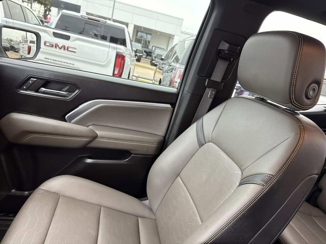Used 2024 Chevrolet Colorado ZR2 w/ ZR2 Convenience Package III AWD/4WD image 21