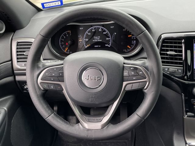 Used 2020 Jeep Grand Cherokee Altitude RWD image 11