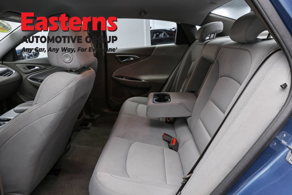 Used 2025 Chevrolet Malibu LT FWD image 23