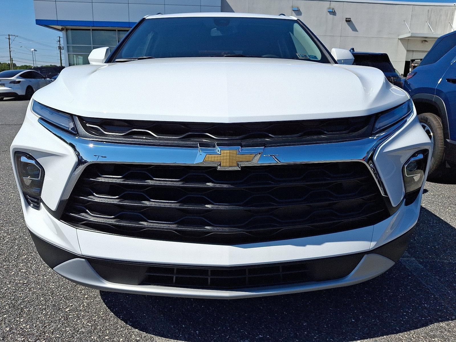 New 2026 Chevrolet Blazer LT w/ Convenience Package AWD/4WD image 2