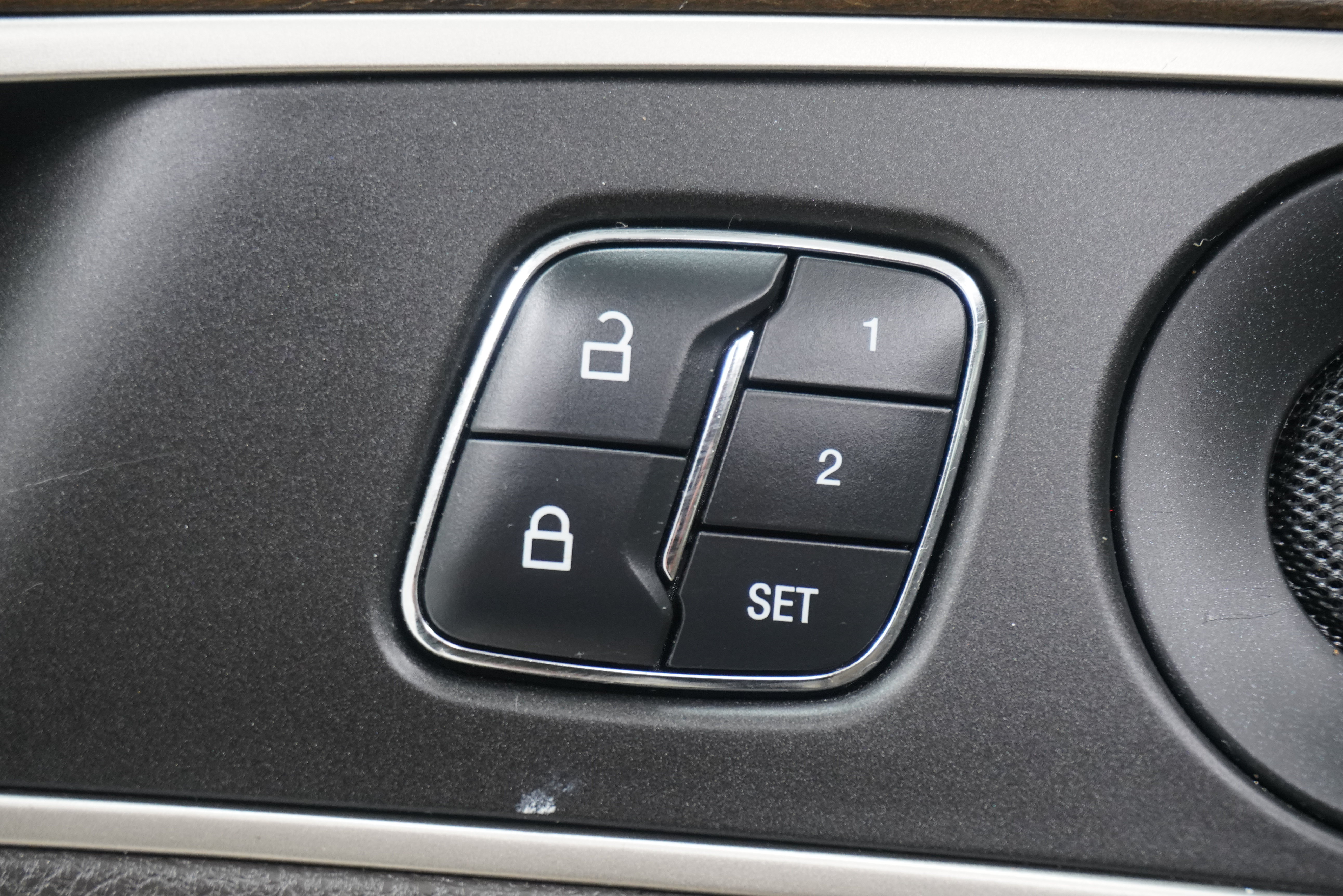 Used 2017 Lincoln MKZ Select w/ Technology Package FWD image 15