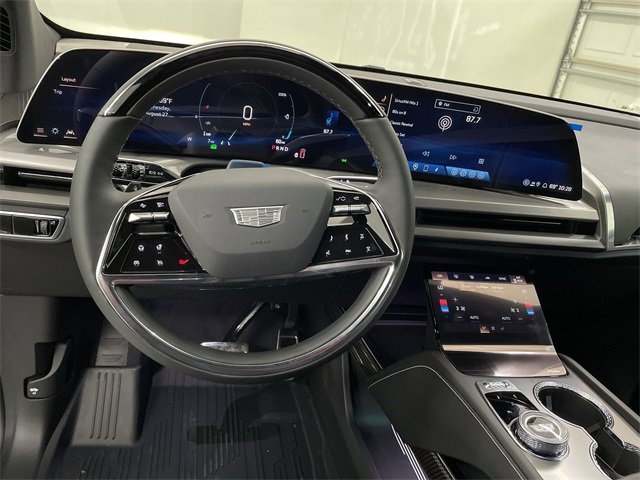 New 2026 Cadillac Vistiq Luxury w/ LPO, Floor Liner Package image 22