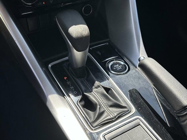 Used 2018 Mitsubishi Eclipse Cross LE image 24