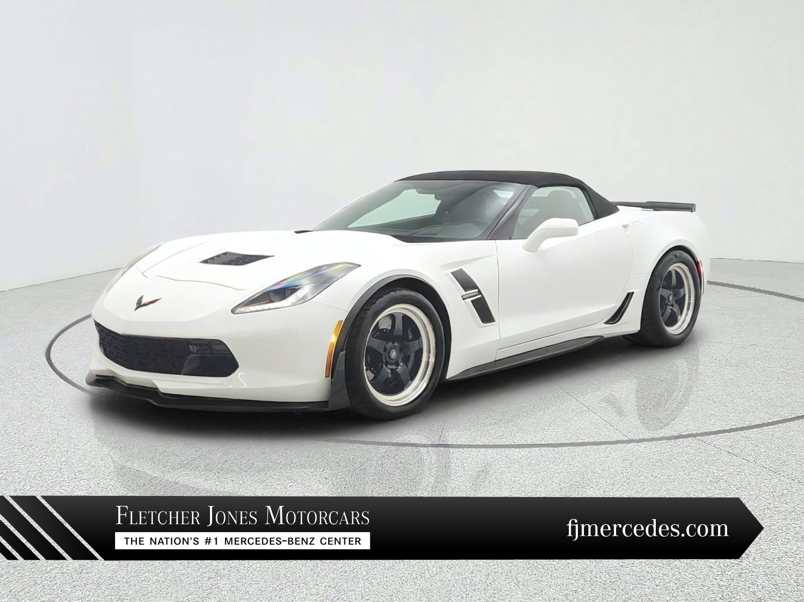 Used 2017 Chevrolet Corvette Grand Sport RWD image 1