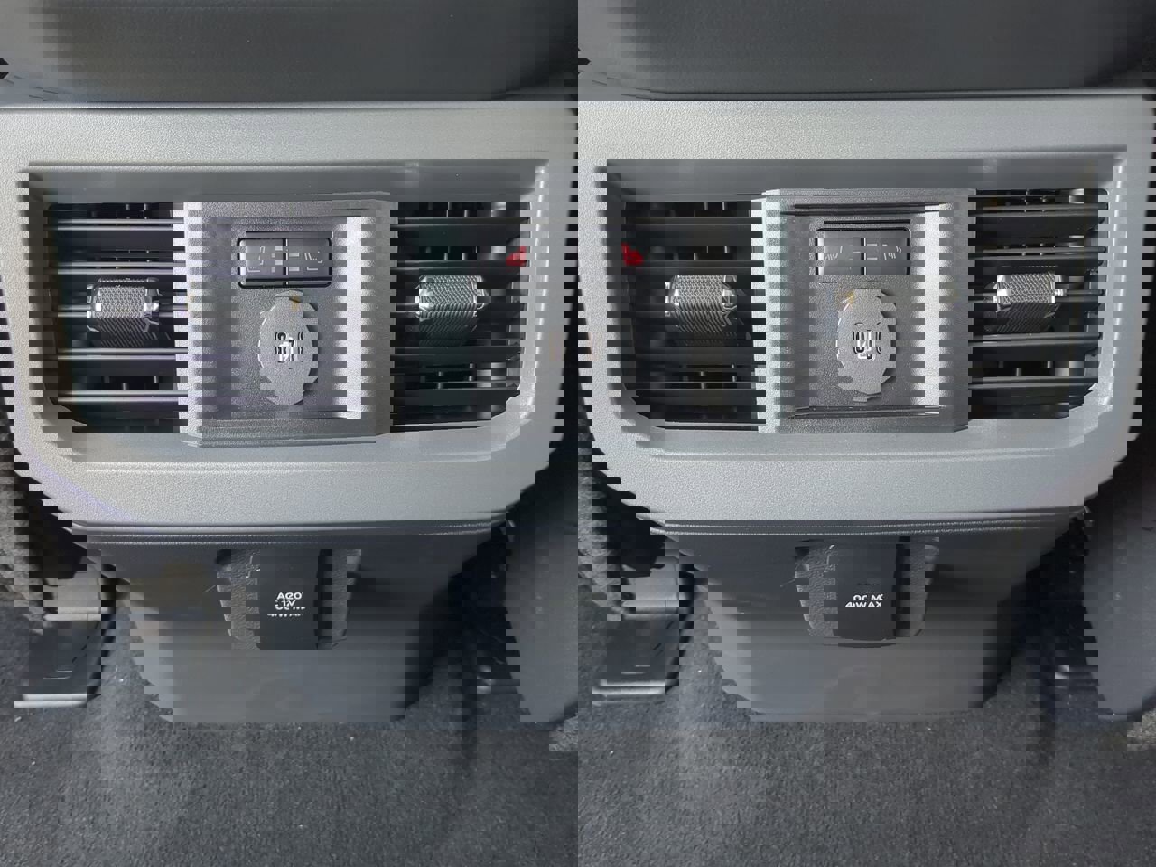 New 2026 Ford F250 Lariat w/ Black Appearance Package image 28