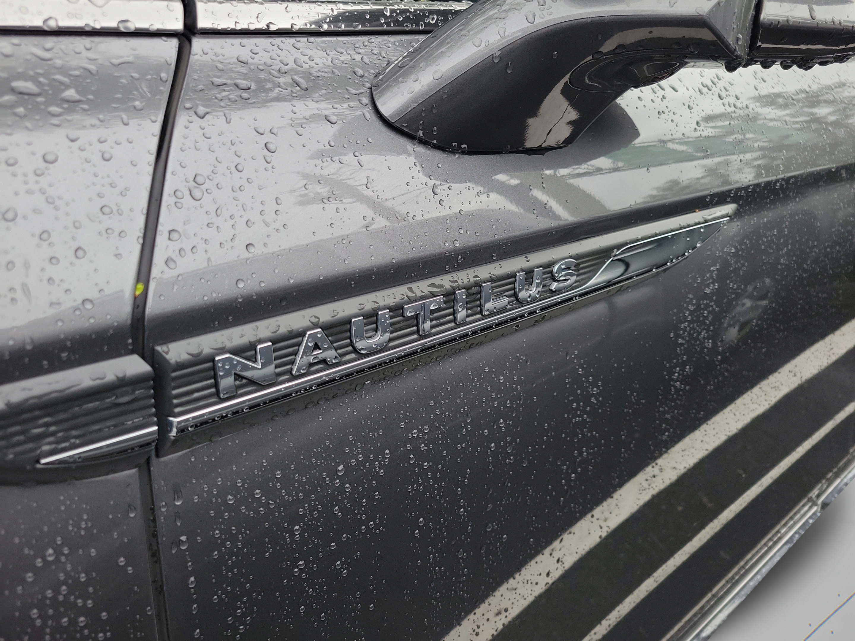 Used 2023 Lincoln Nautilus Reserve FWD image 26
