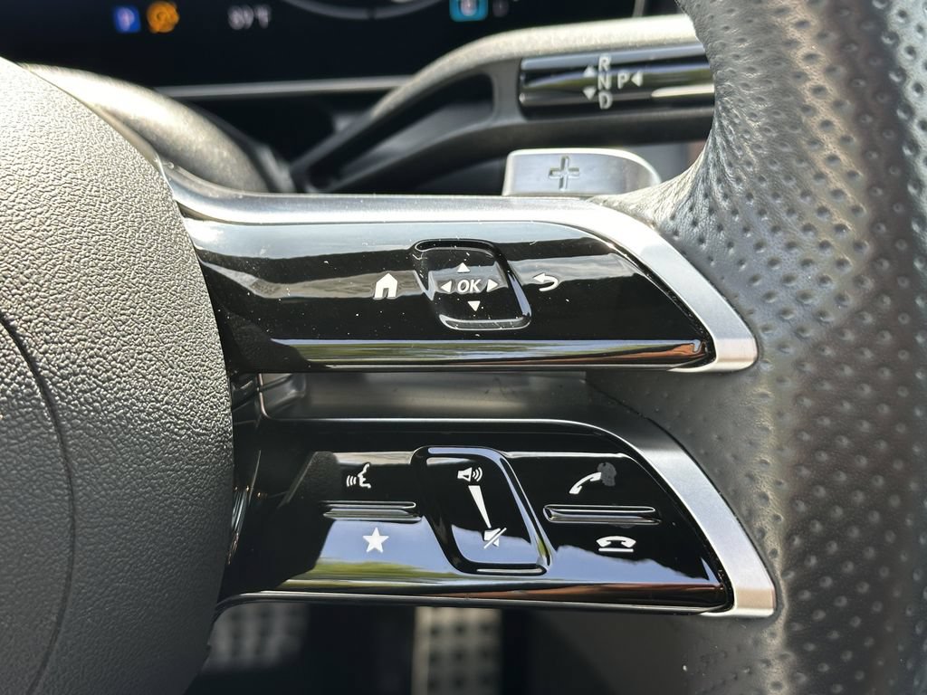 Certified 2025 Mercedes-Benz GLC 300 w/ AMG Line image 29