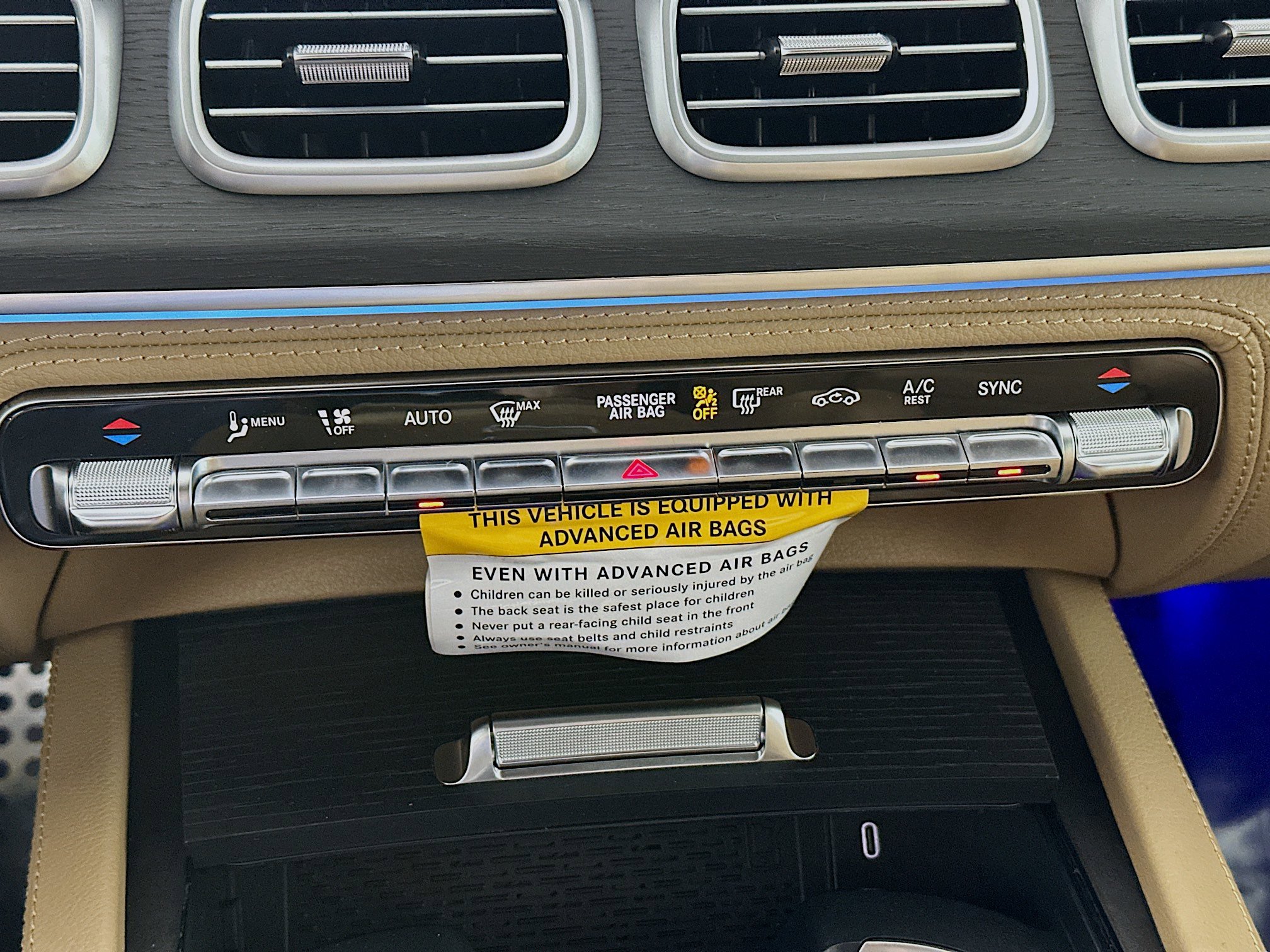 New 2026 Mercedes-Benz GLS 580 4MATIC image 17
