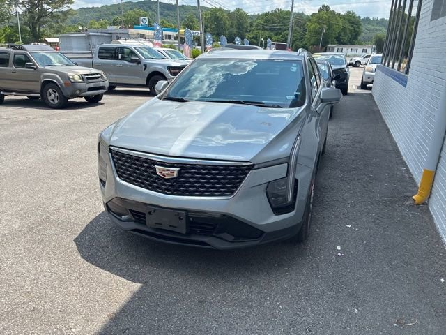 Used 2024 Cadillac XT4 Premium Luxury FWD image 4