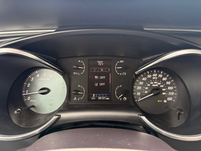 Used 2018 Toyota Sequoia Limited w/ Safety & Convenience Package AWD/4WD image 39