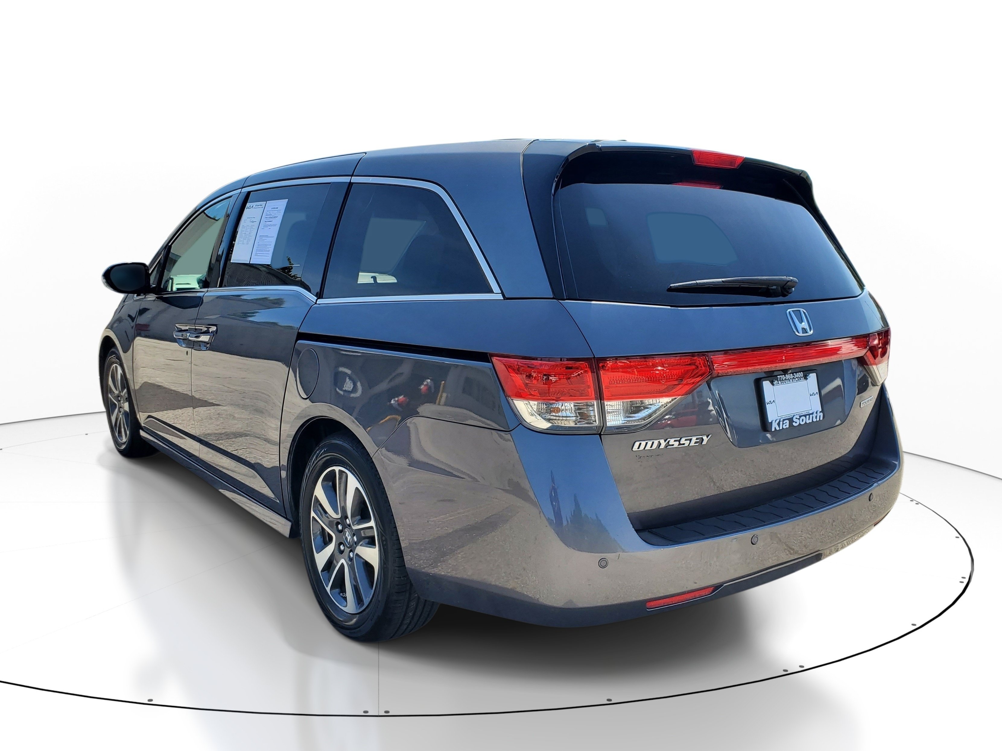 Used 2014 Honda Odyssey Touring image 4