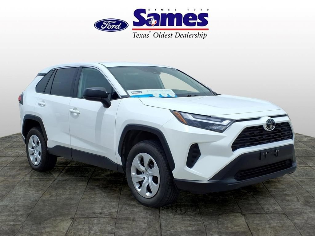 Used 2024 Toyota RAV4 LE FWD image 1