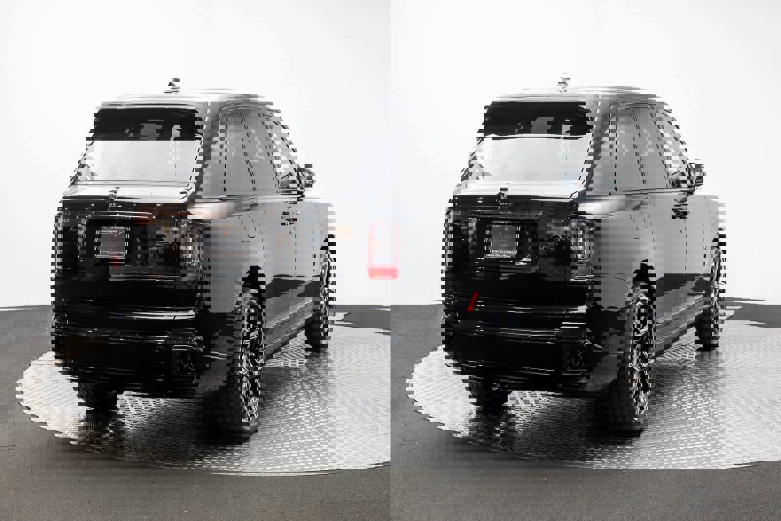 New 2026 Rolls-Royce Cullinan Black Badge image 3
