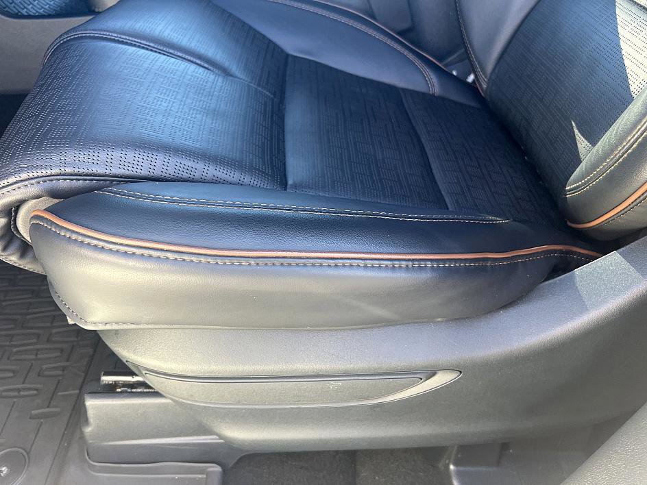 Used 2025 Lincoln Aviator Black Label image 21